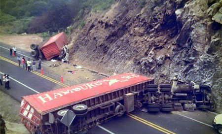 accidente de San Luiz Potosí México: Once muertos en un accidente vial en San Luis Potosí